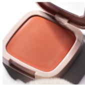 Blush cremoso Deisy Perozzo Mariana Laureano cor Brown