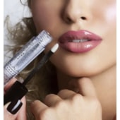 Gloss Glow brilho labial Incolor Anairana efeito verniz